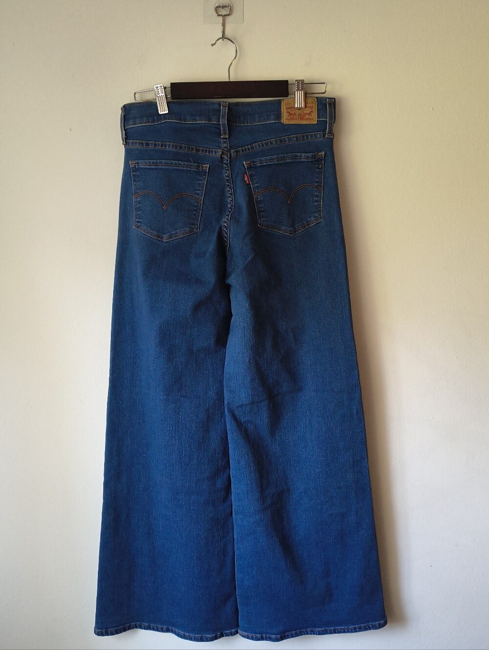 Levi's 318 Shaping Wide-Leg Jeans Size 29 Dark Wash High Rise Denim